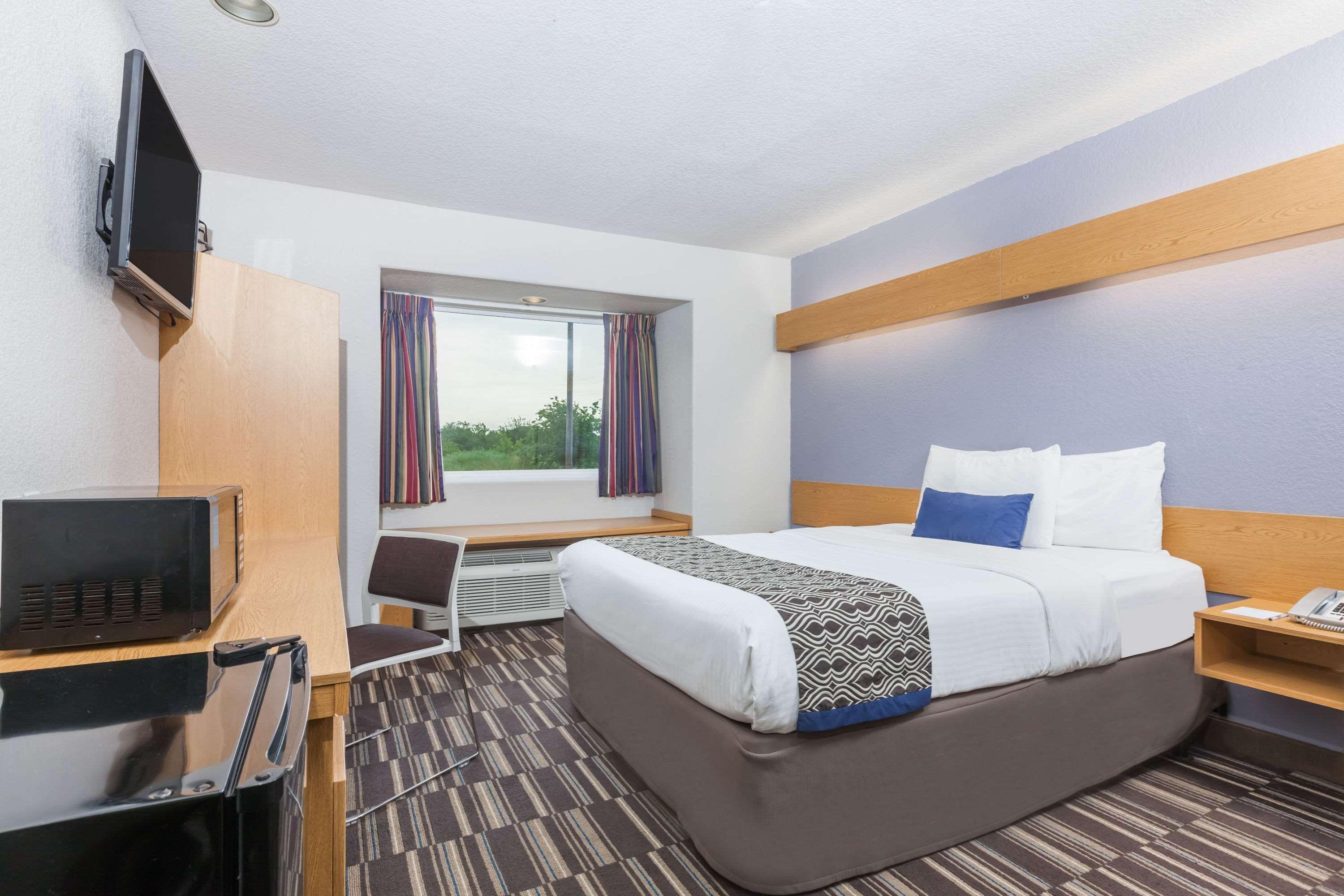 Microtel Inn & Suites By Wyndham Ardmore Eksteriør billede